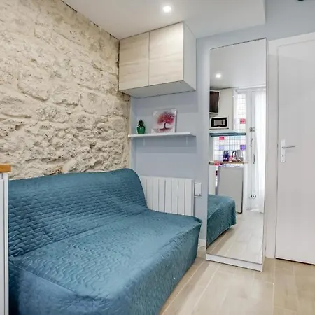 Tiny Boutique In 11 Daire