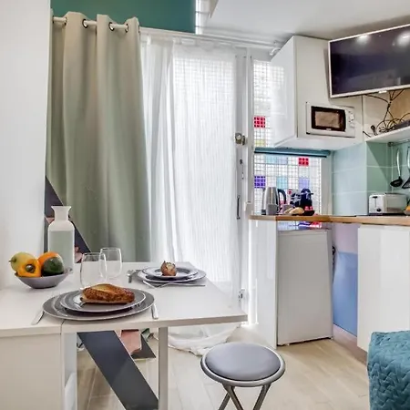 Tiny Boutique In 11 Apartament *